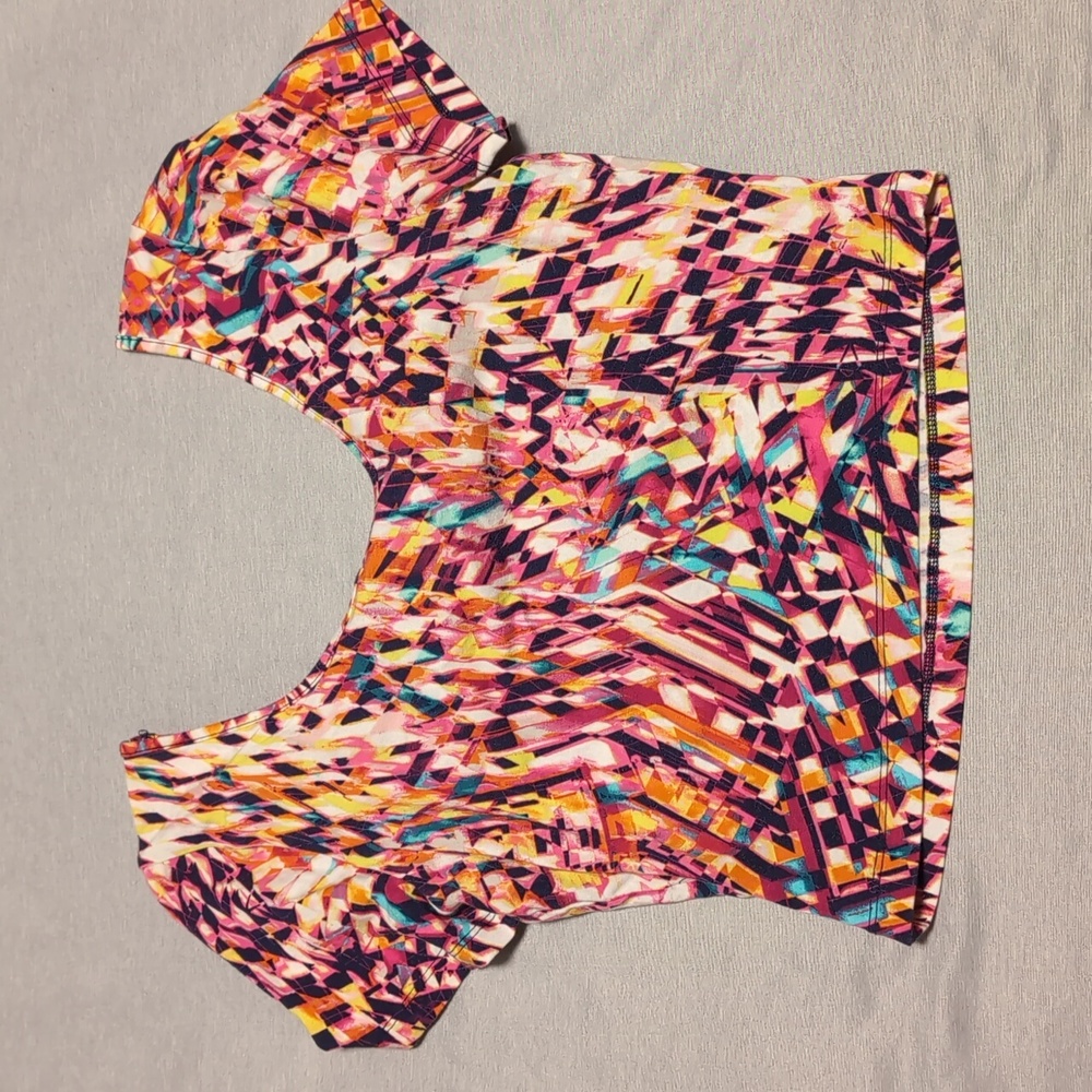 Crop top - Picture 3 of 3